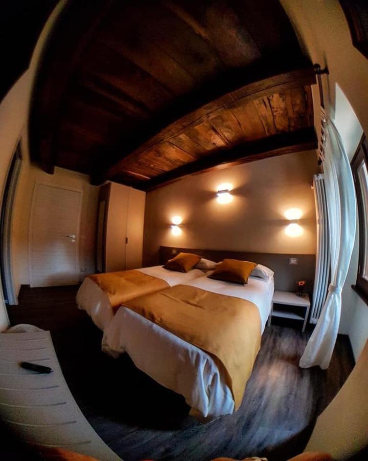Delzanno Hotel วาราลโล ภายนอก รูปภาพ